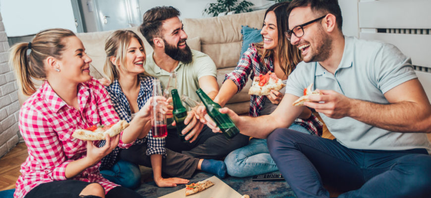 Group,Of,Young,Friends,Eating,Pizza.home,Party.fast,Food,Concept.